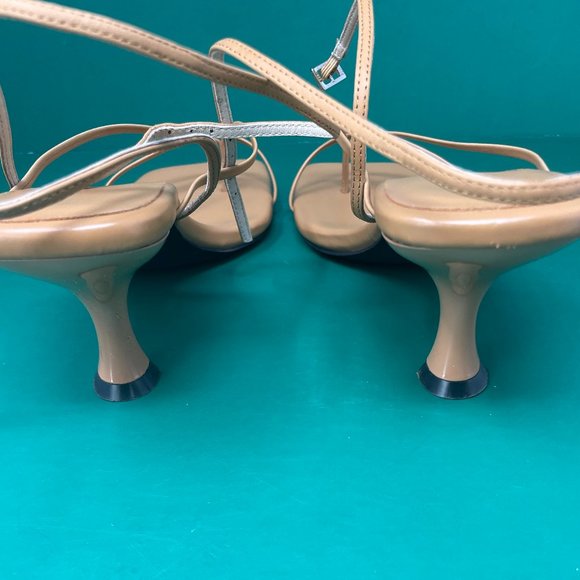 Jeffery Campbell | Fluxx Sandal in Nude - Picture 5 of 8